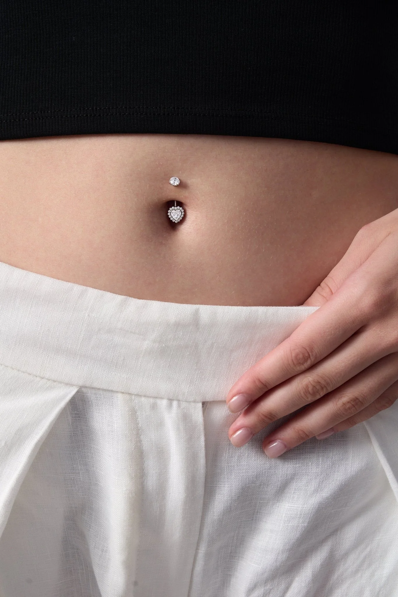 Amour Titanium Belly Button Ring (Single) - Image 3