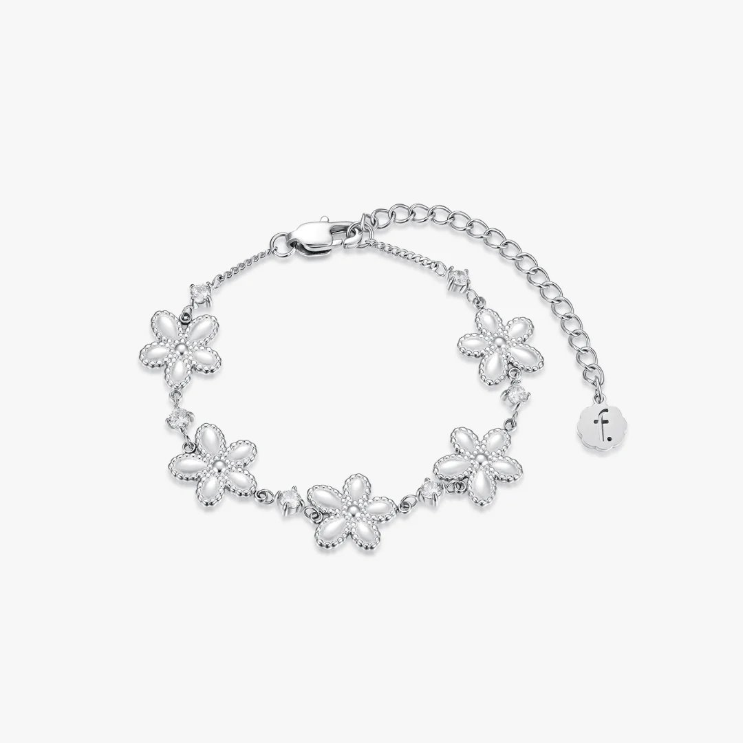 Bloom Link Bracelet - Image 6