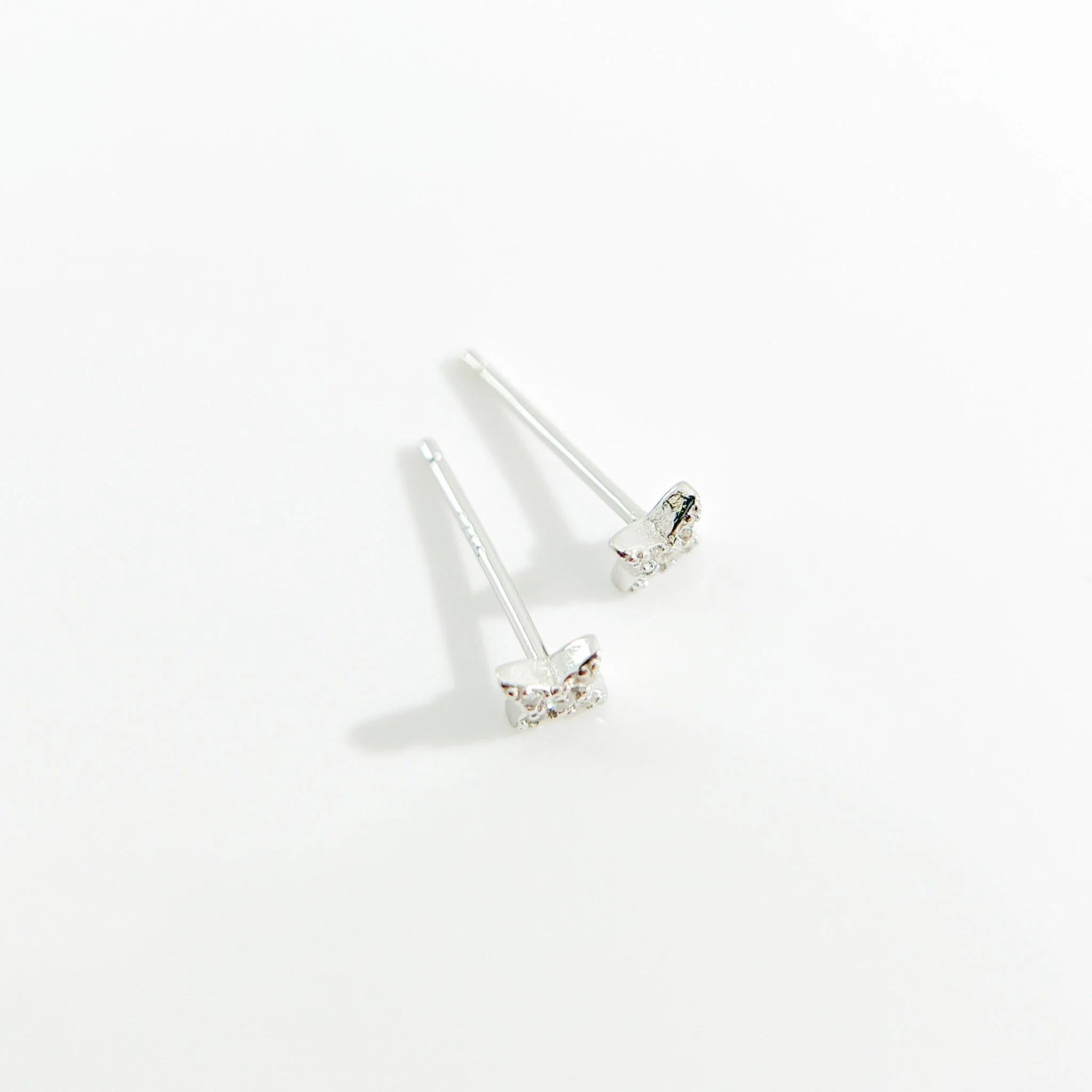 Clear Gem Estrella Studs in Silver - Image 8