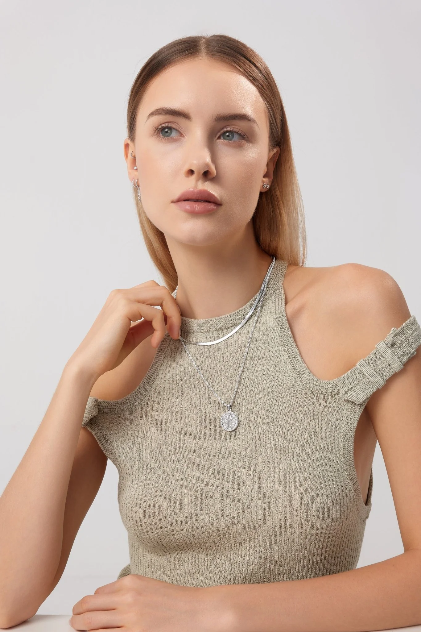 Coin Necklace in Silver (Unisex) - Image 3