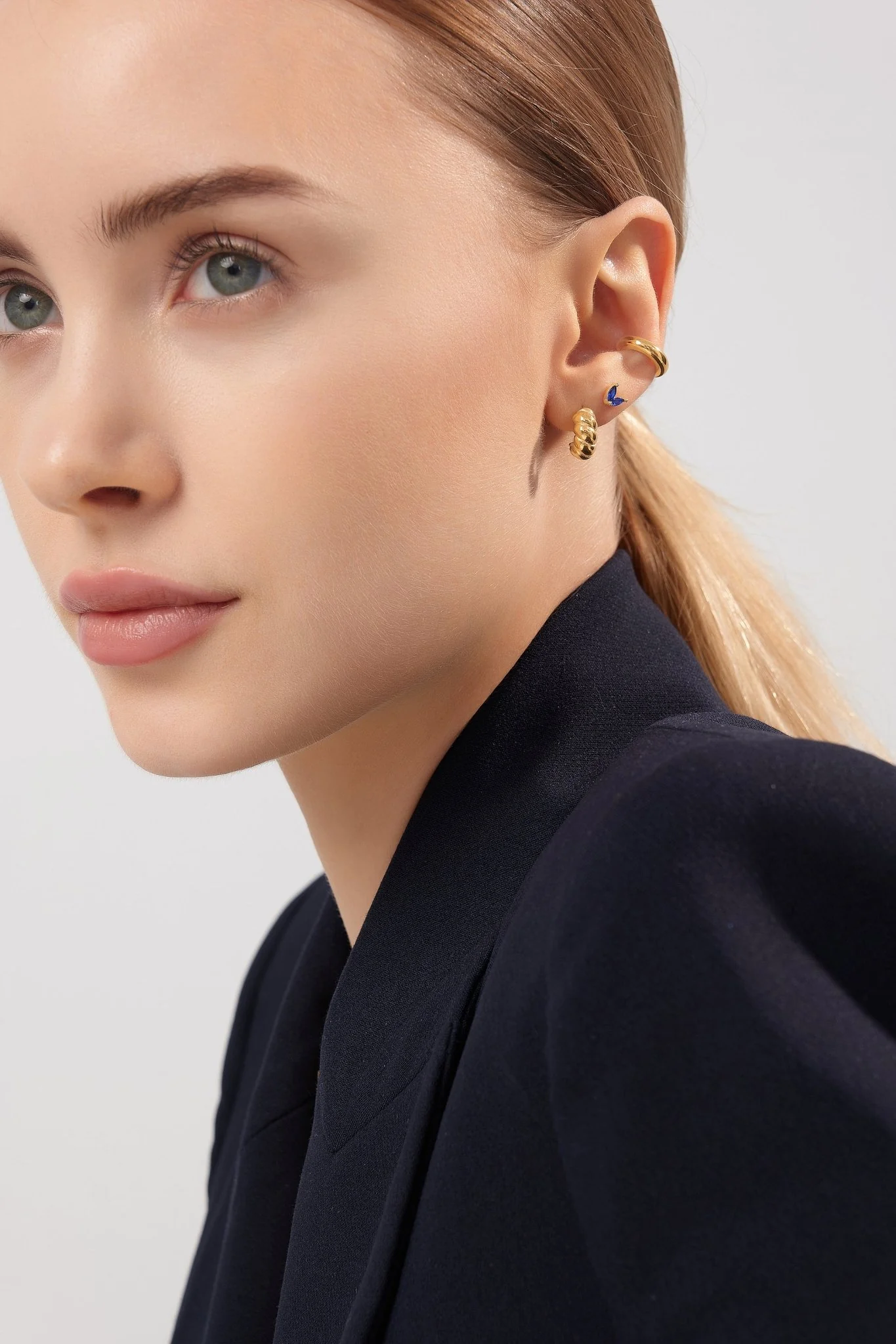 Croissant Mini Earrings - Image 3