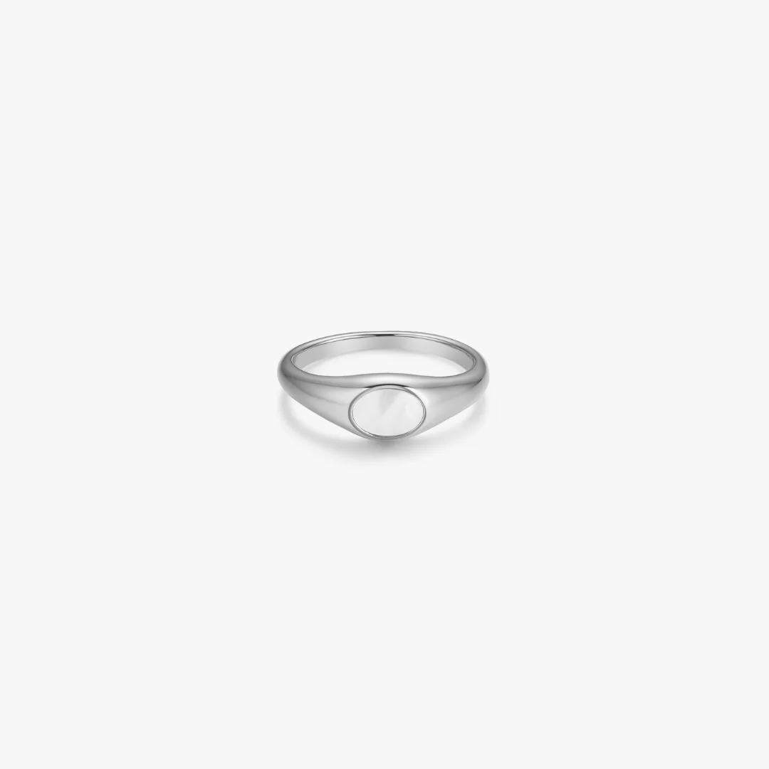 Denise Mother of Pearl Signet RIng - Image 7