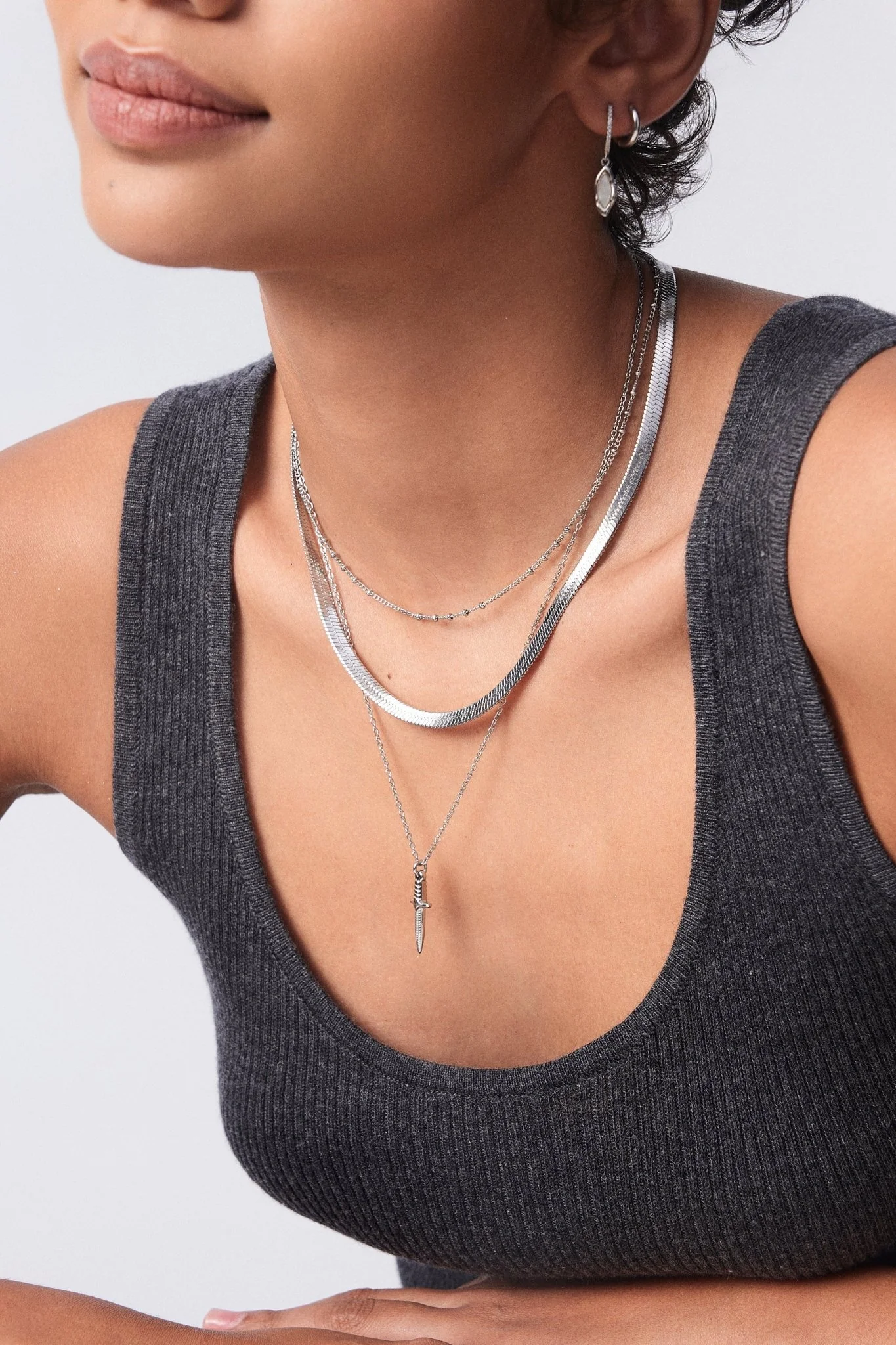 Everyday Seamless Huggie Hoops - Image 4
