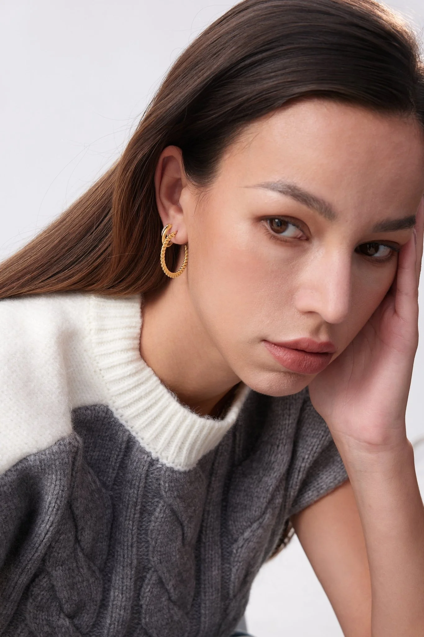 Flat Twisted Hoops - Image 5