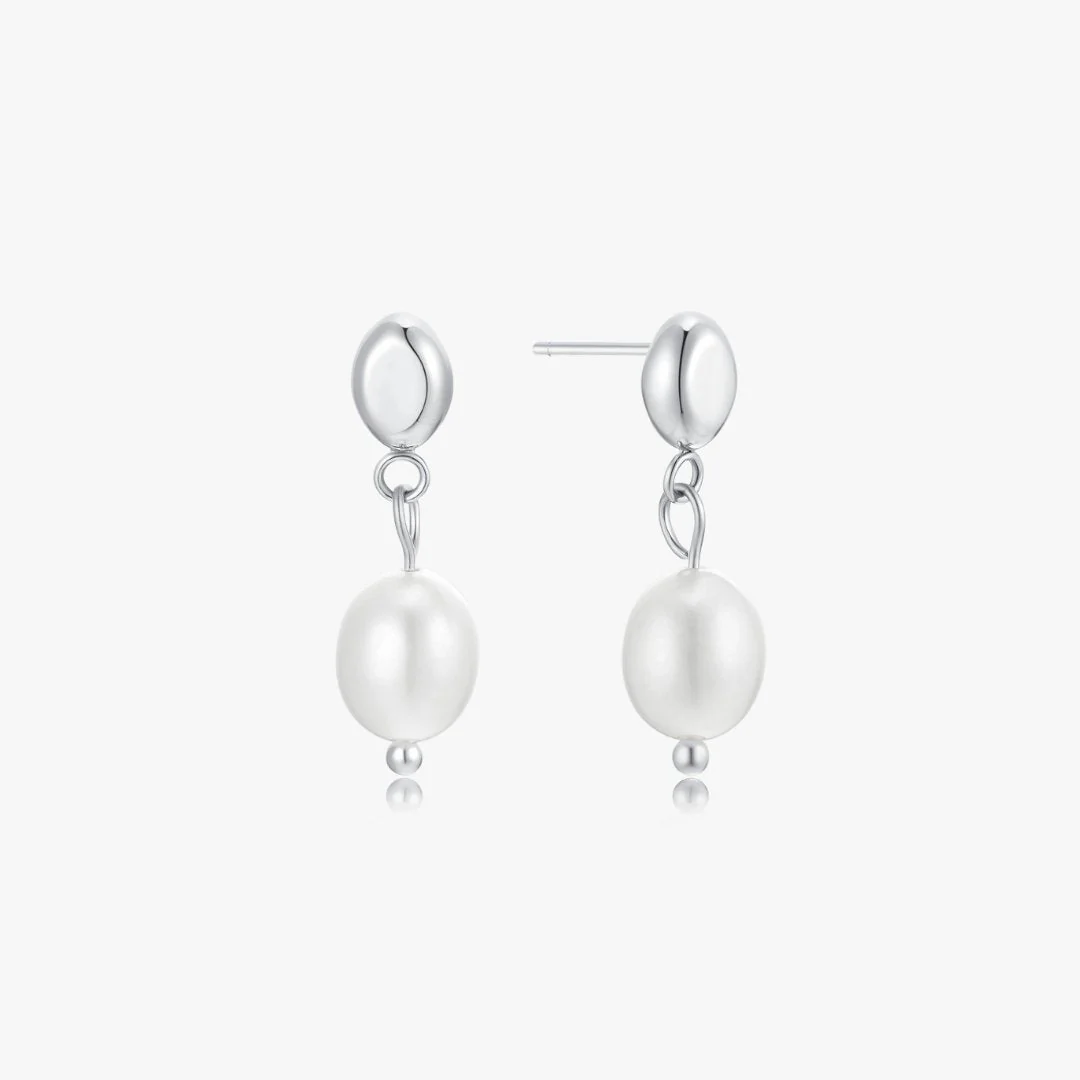 Geneva Pearl Earrings - Image 8