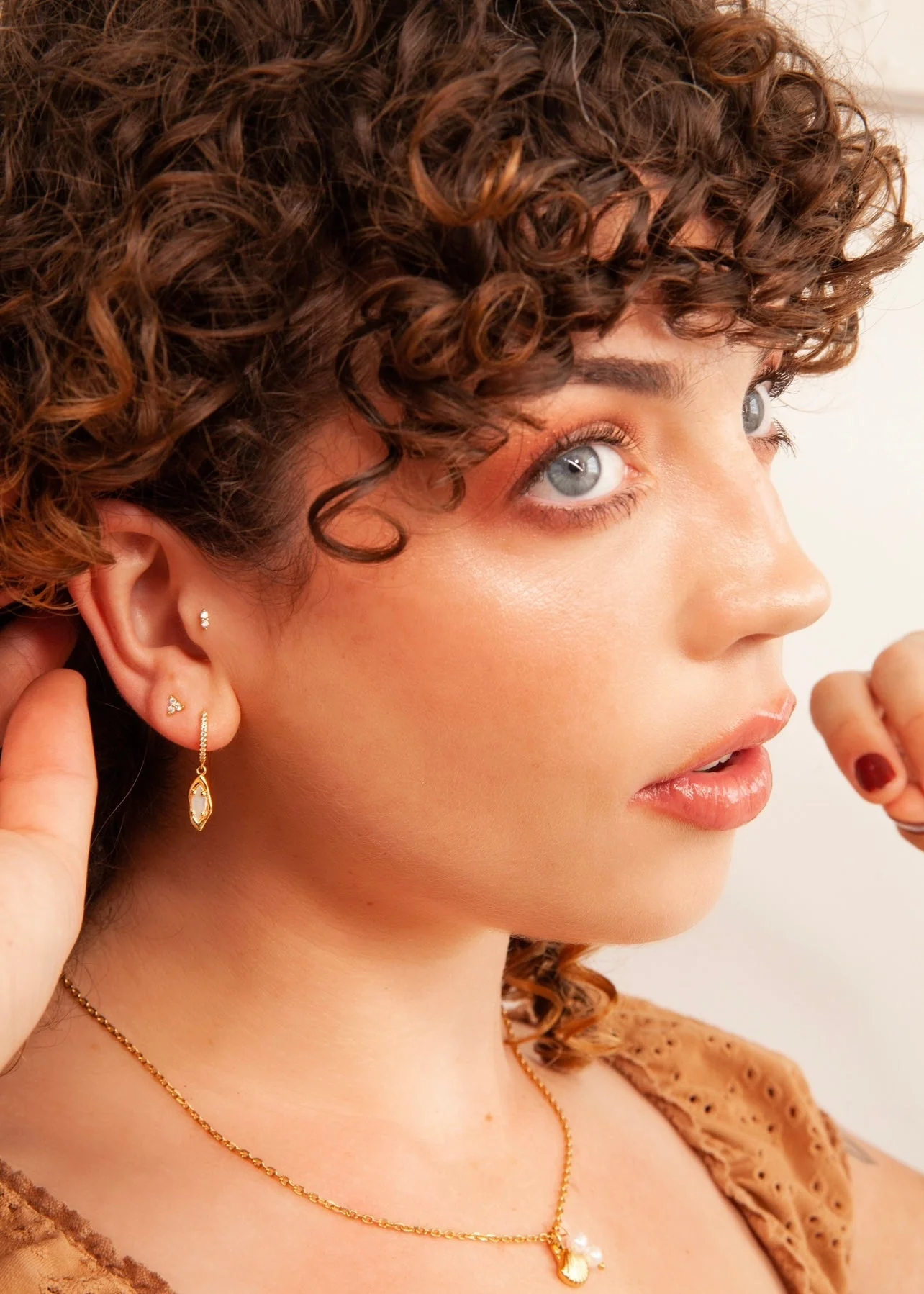 Gold Ava Mother of Pearl Earrings - Image 4