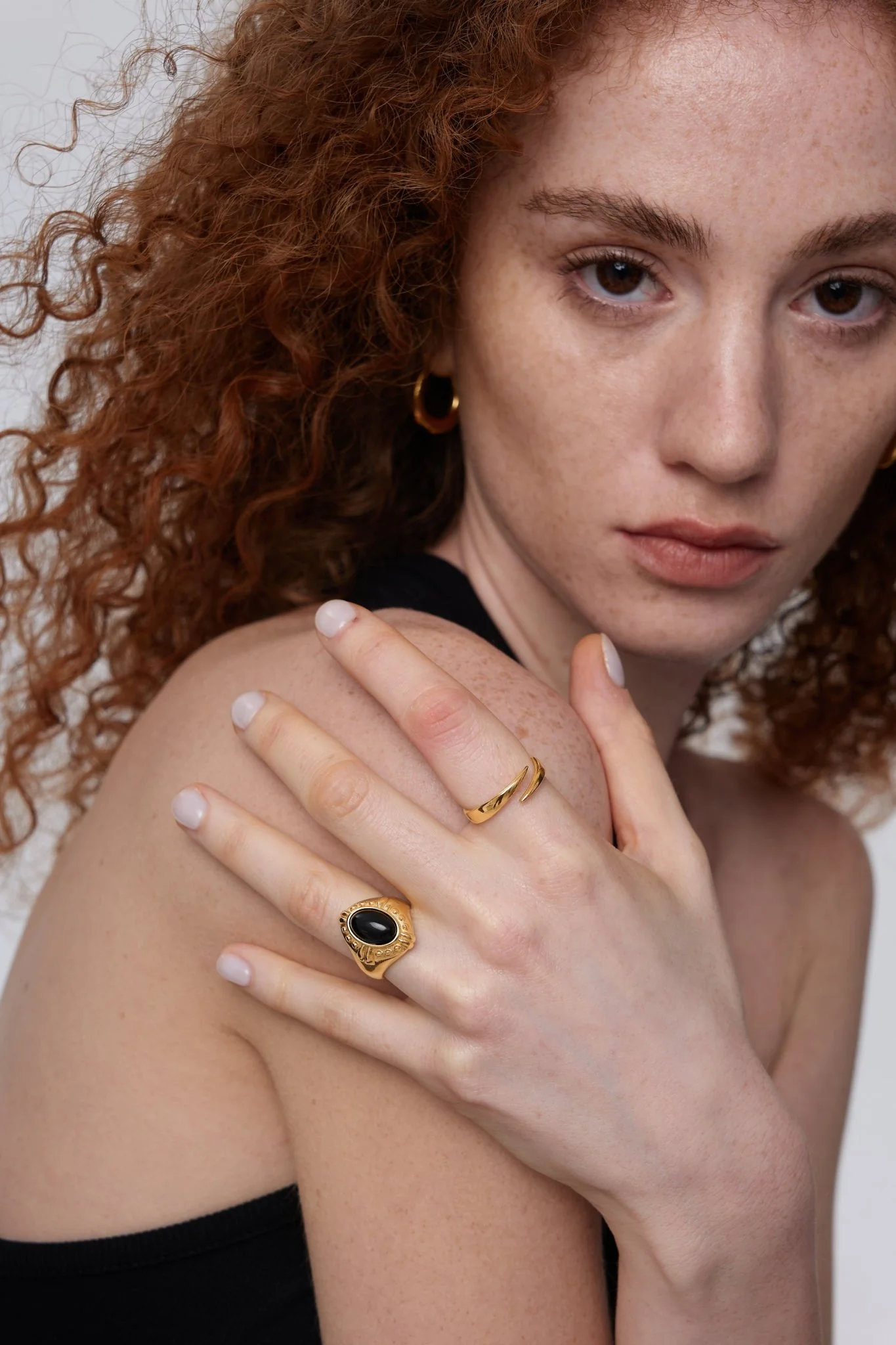 Vintage Inspired Black Agate Ring - Image 2