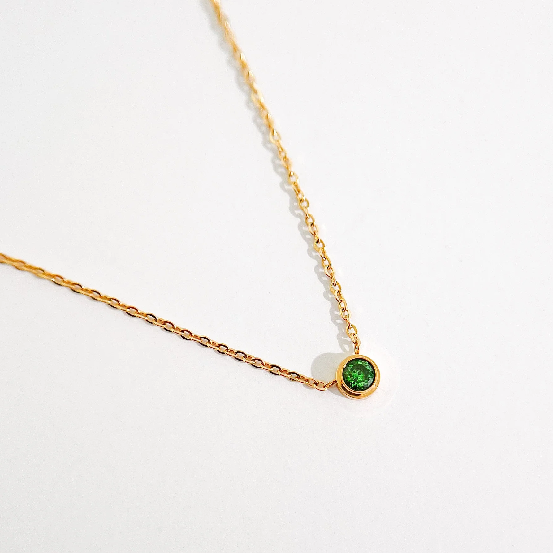 Green Single Gem Necklace in Gold - Image 3