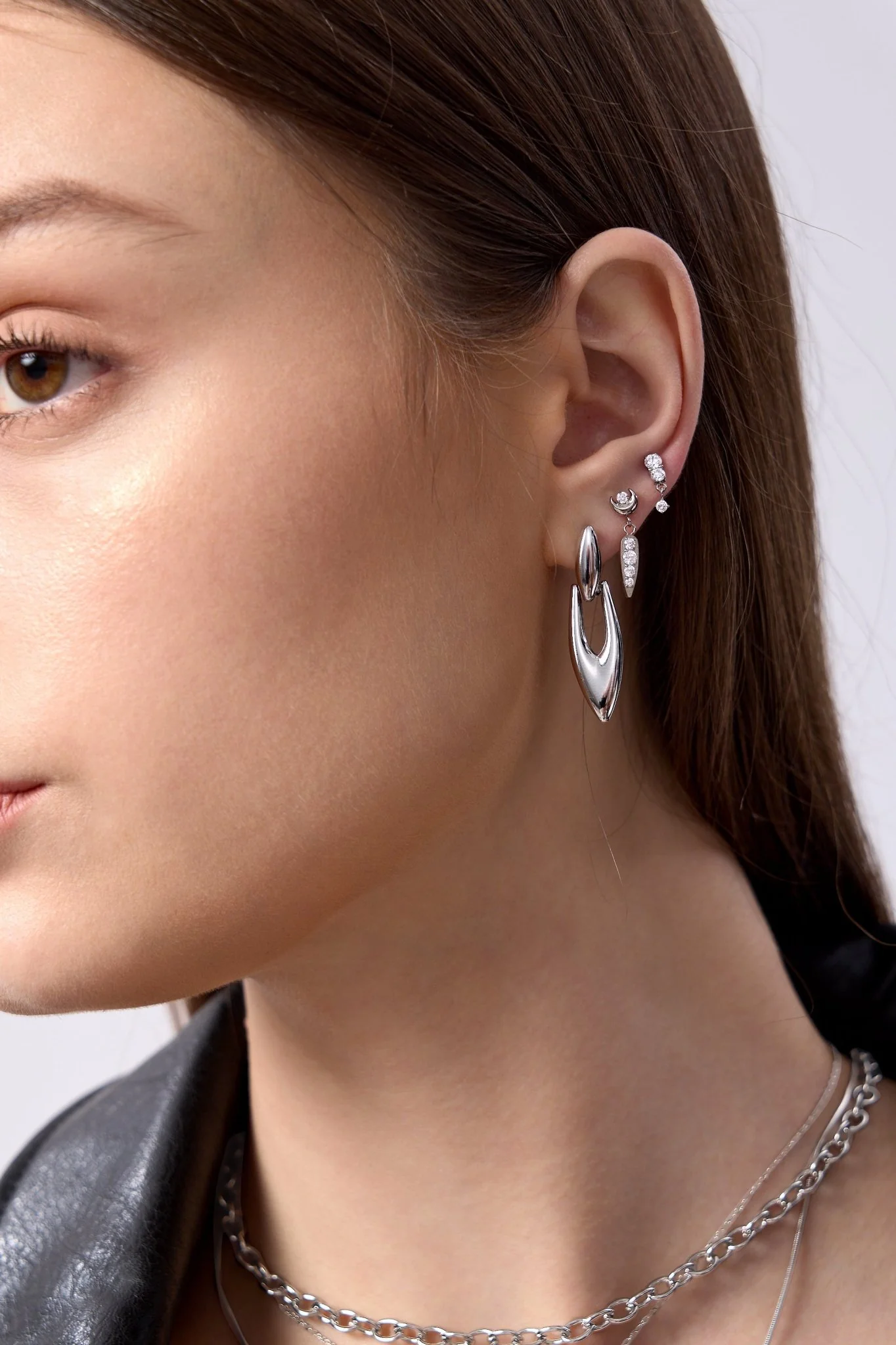 Iris Titanium Flat Back Stud (Single) - Image 2