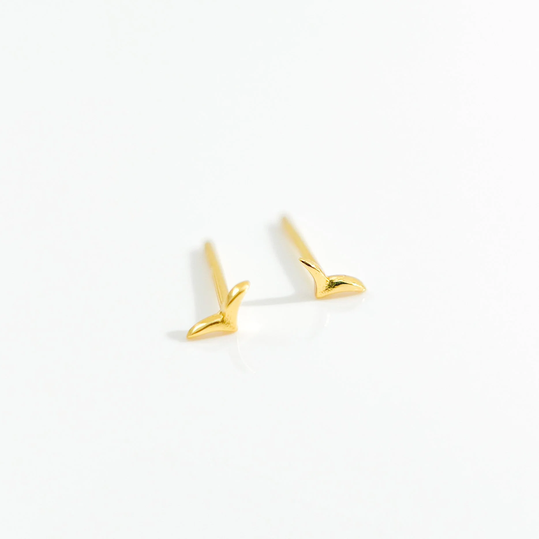 Micro Seagull Studs in Gold - Image 3