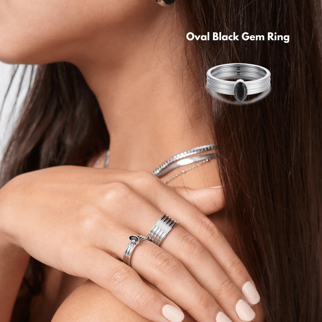 Oval Black Gem Ring - Image 2