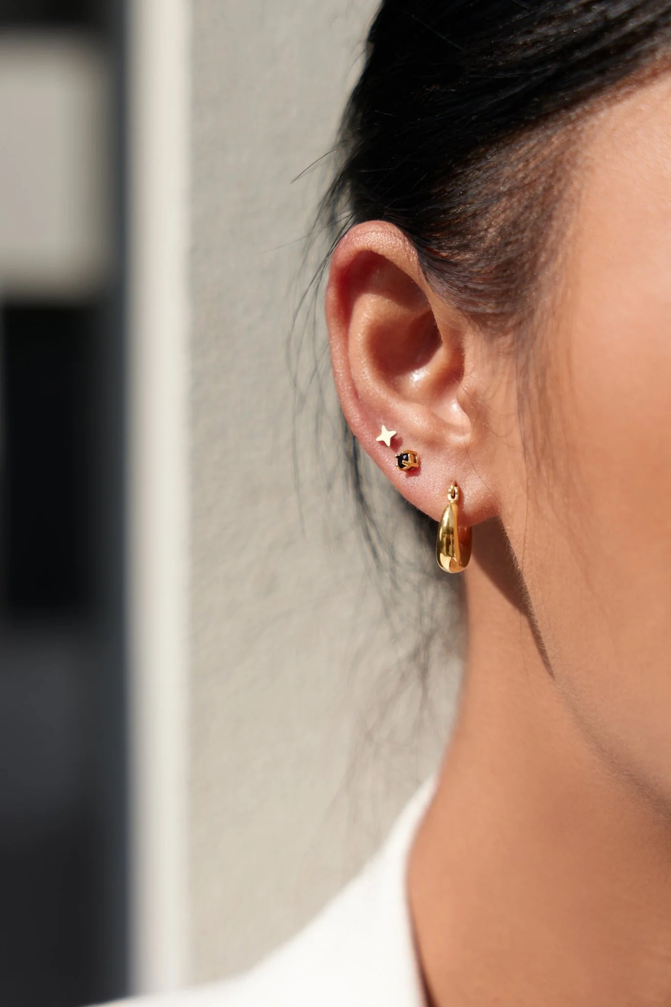 Puffed Mini Earrings - Image 4