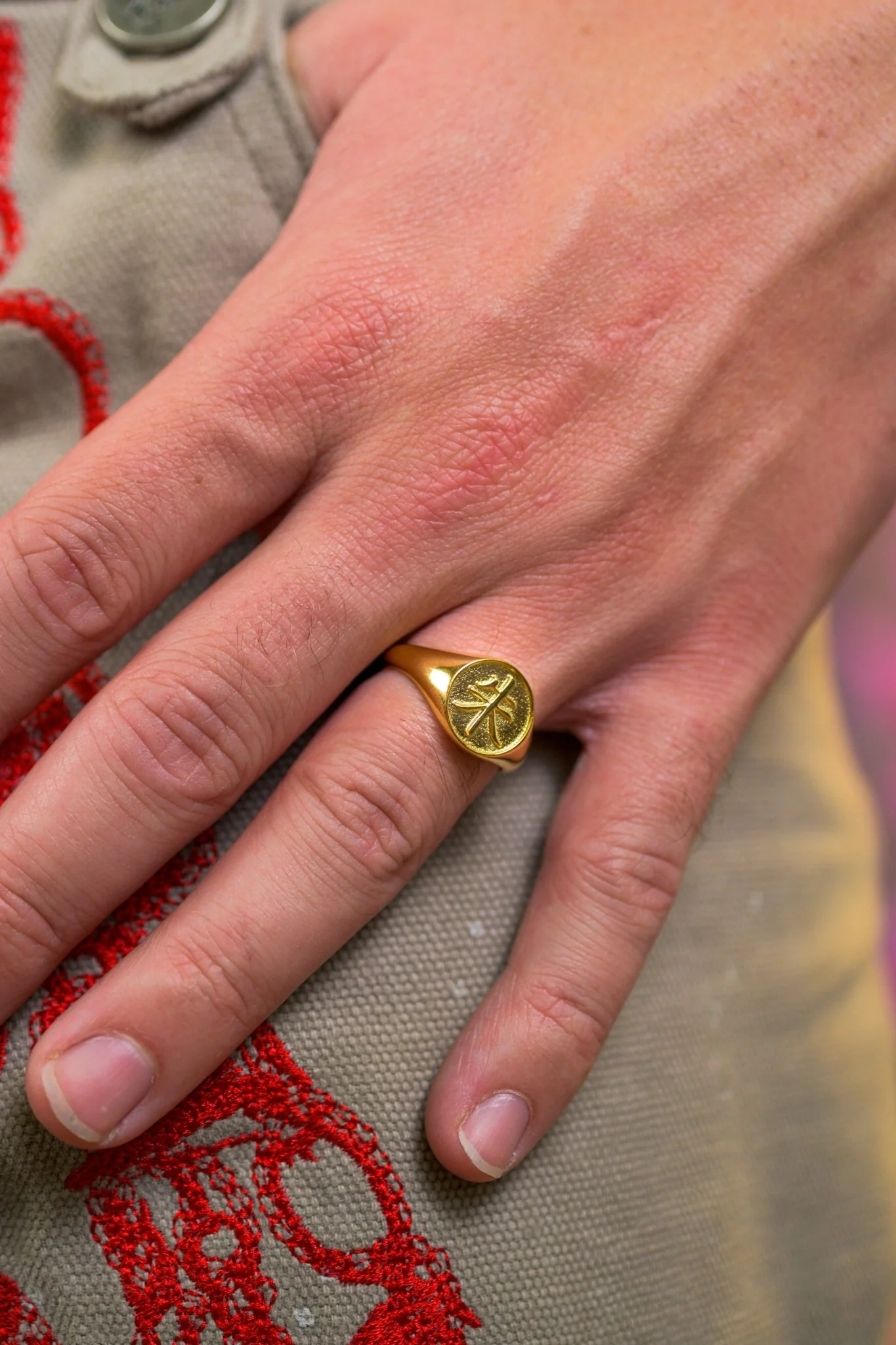 Scarlet Signet Ring (Anime Inspired Collection) - Image 4