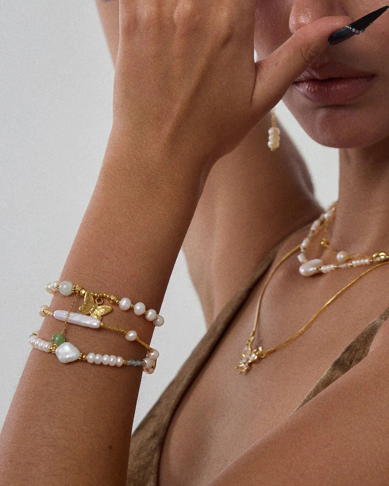 Seafoam Pearl Bracelet - Image 3