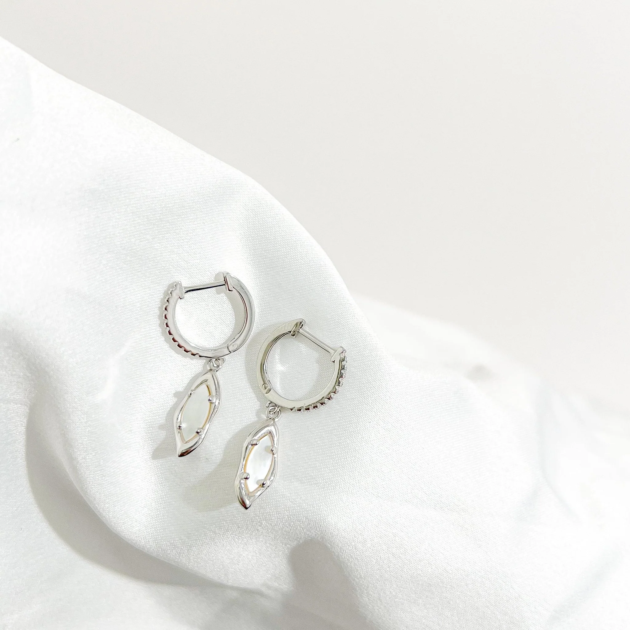 Silver Ava Mother of Pearl Earrings - Image 2