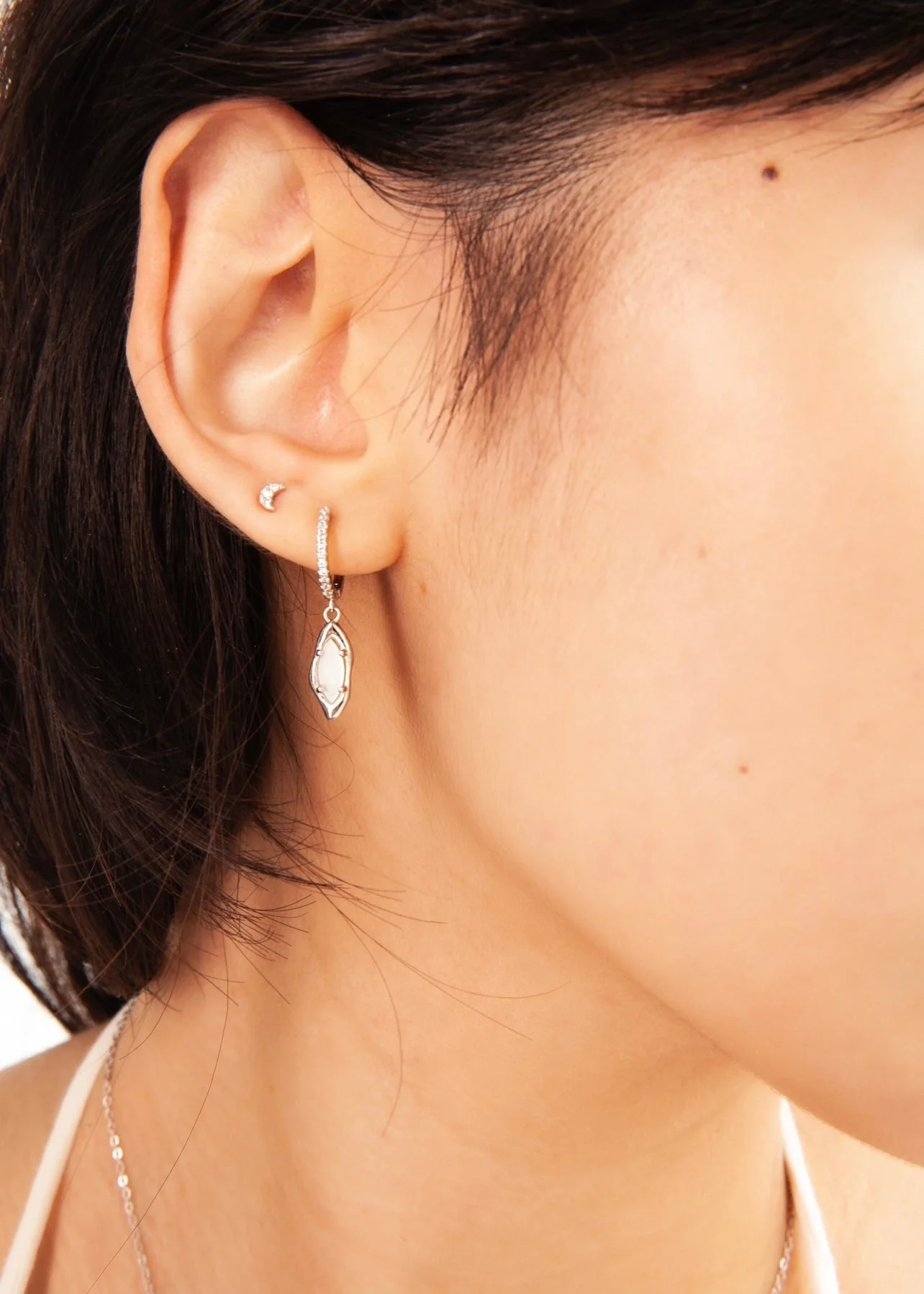 Silver Ava Mother of Pearl Earrings - Image 3