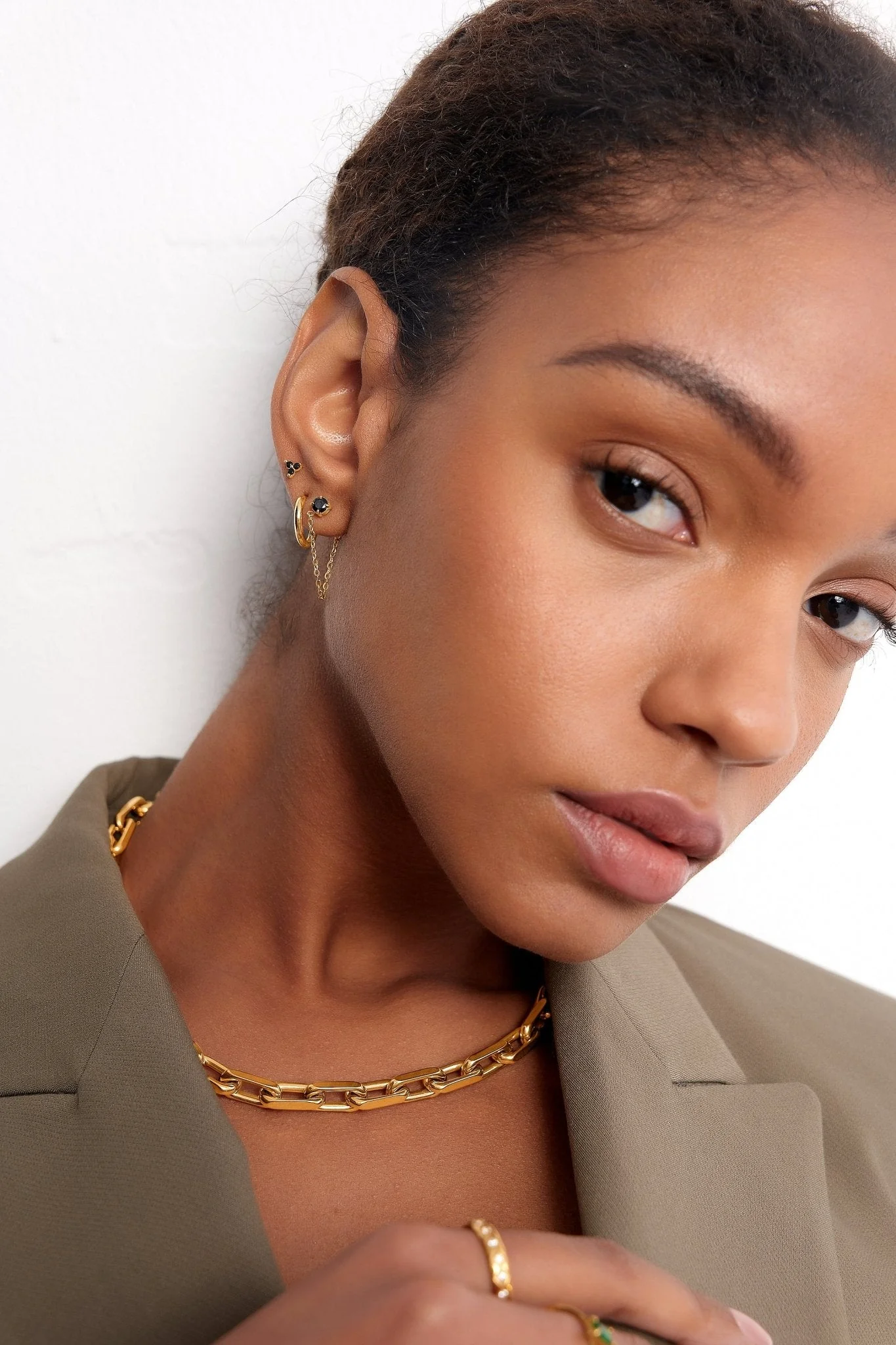 Single Gem Chain Gold Earrings - Image 3