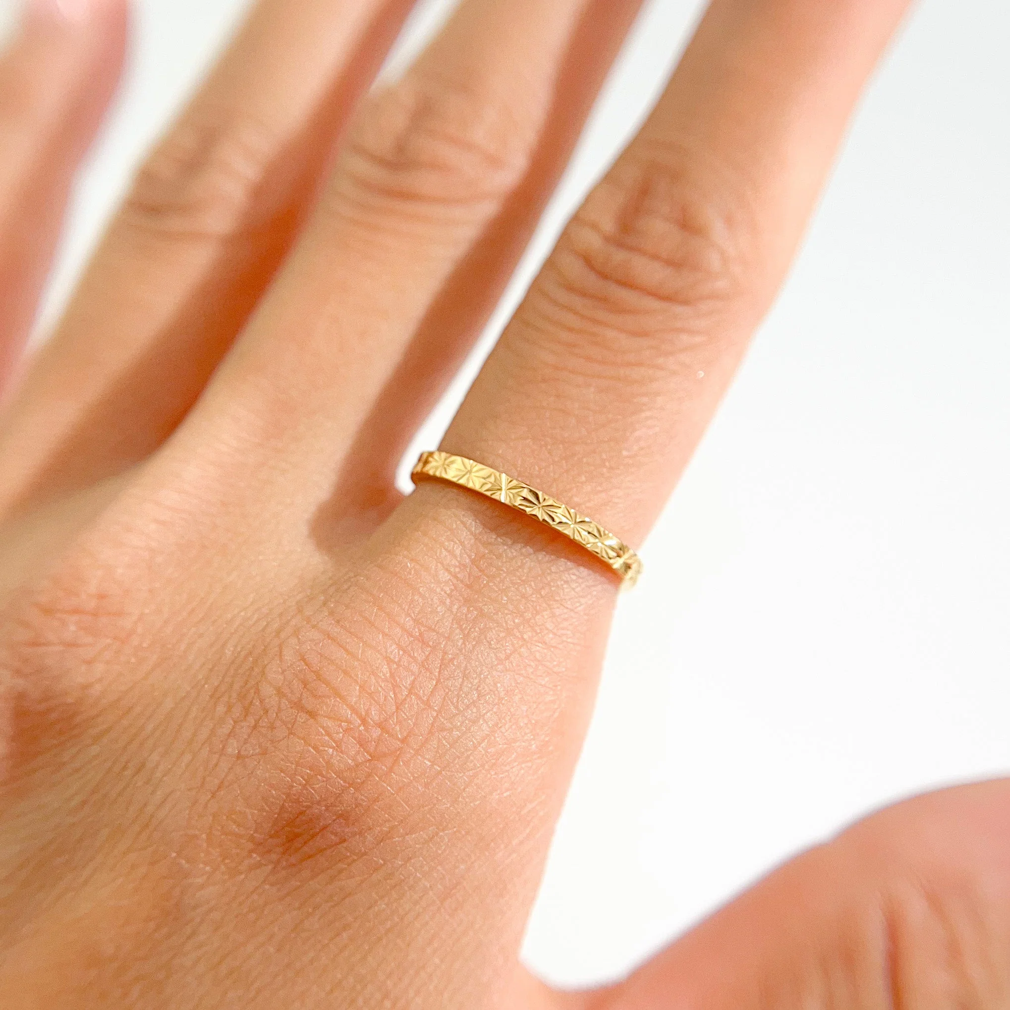Sunburst Band Ring - Image 4