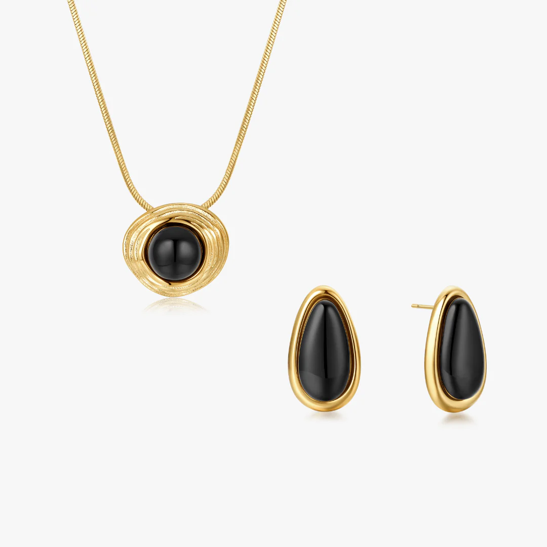 The Bold Black Gem Bundle in Gold