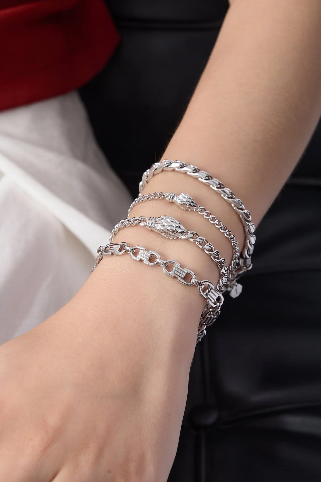 Thin Geometric Snake Head Bracelet - Image 2