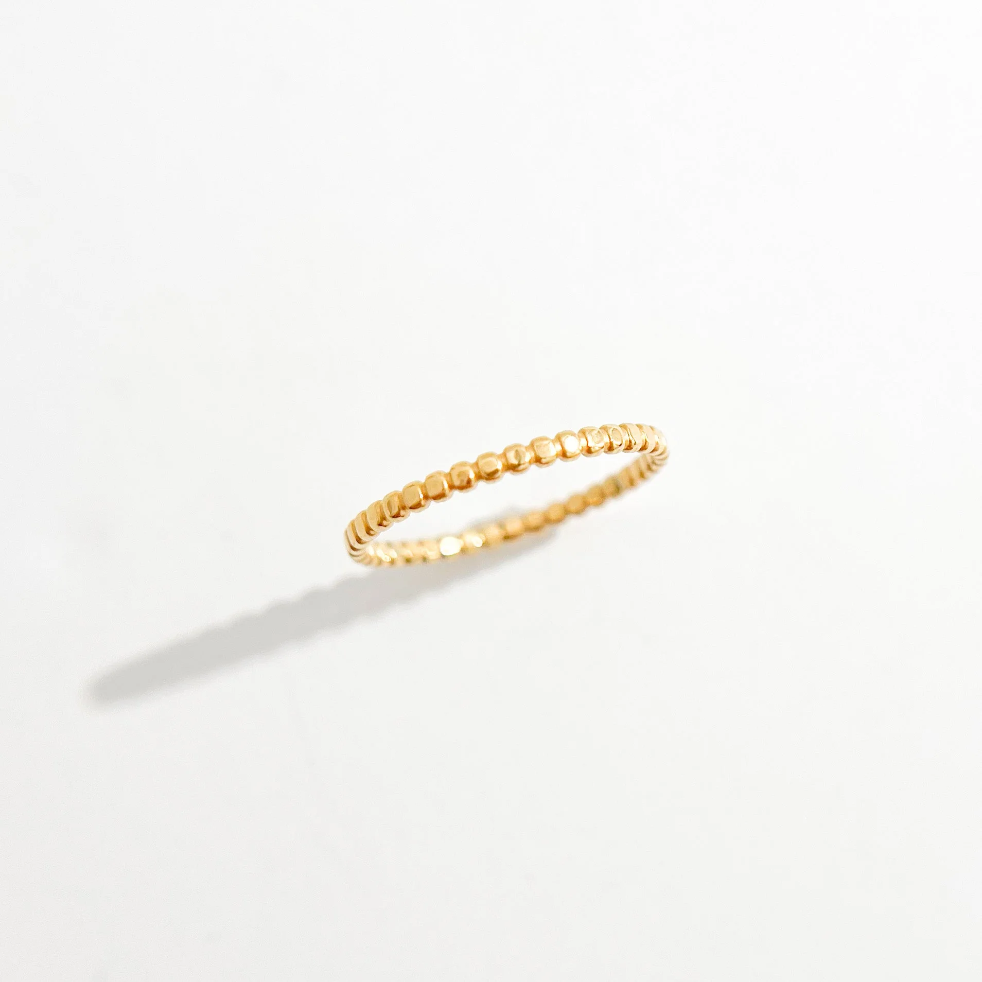 Thin Beaded Band Gold Ring - Image 4