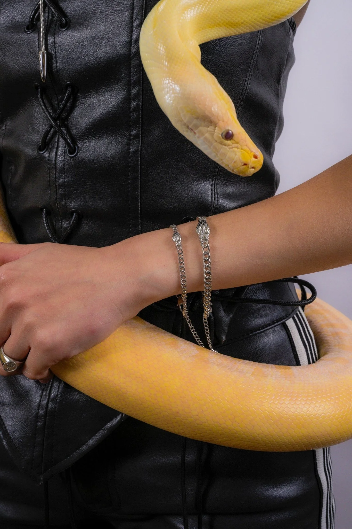 Thin Geometric Snake Head Bracelet - Image 5