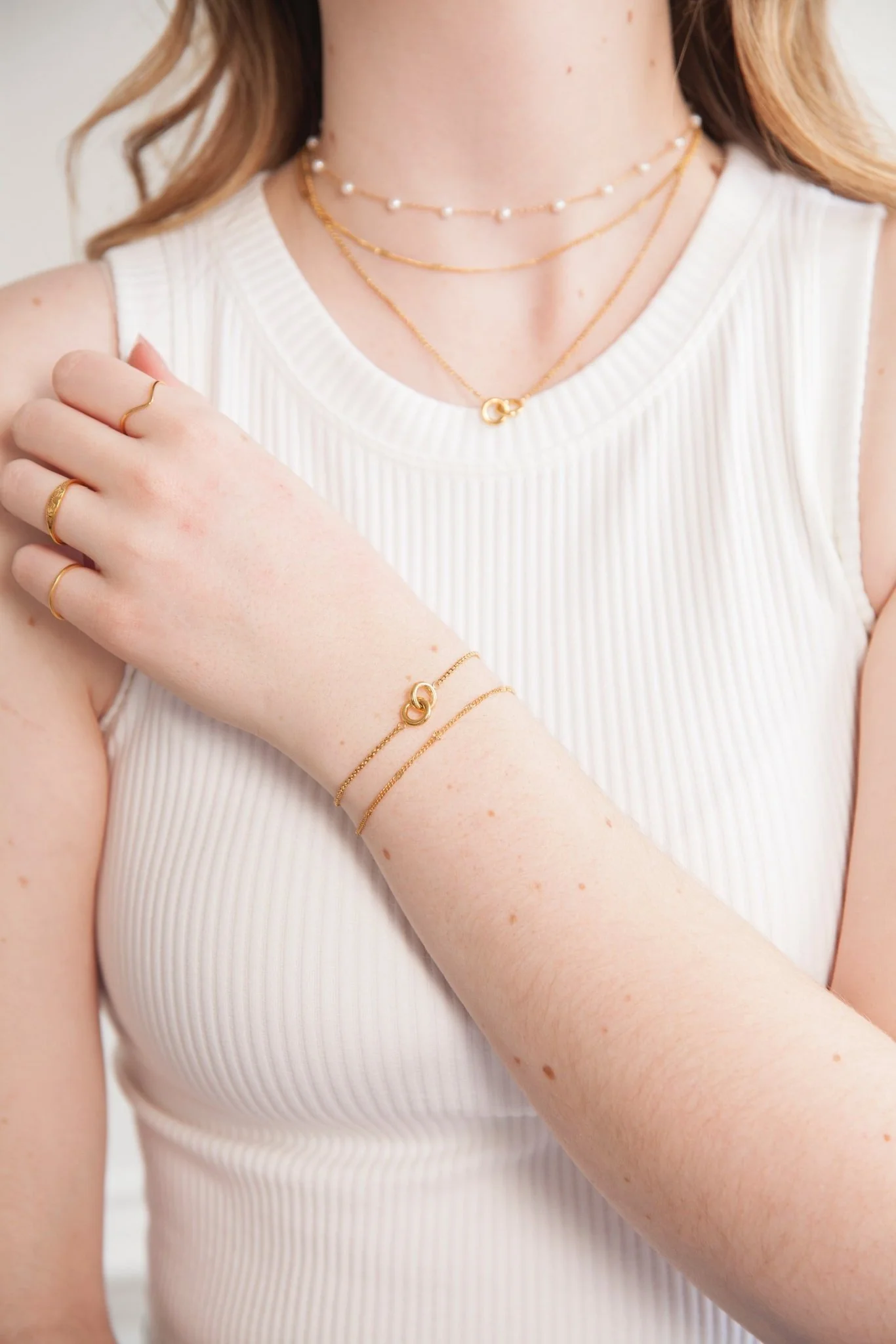 Thin Hammered Chain Bracelet - Image 4