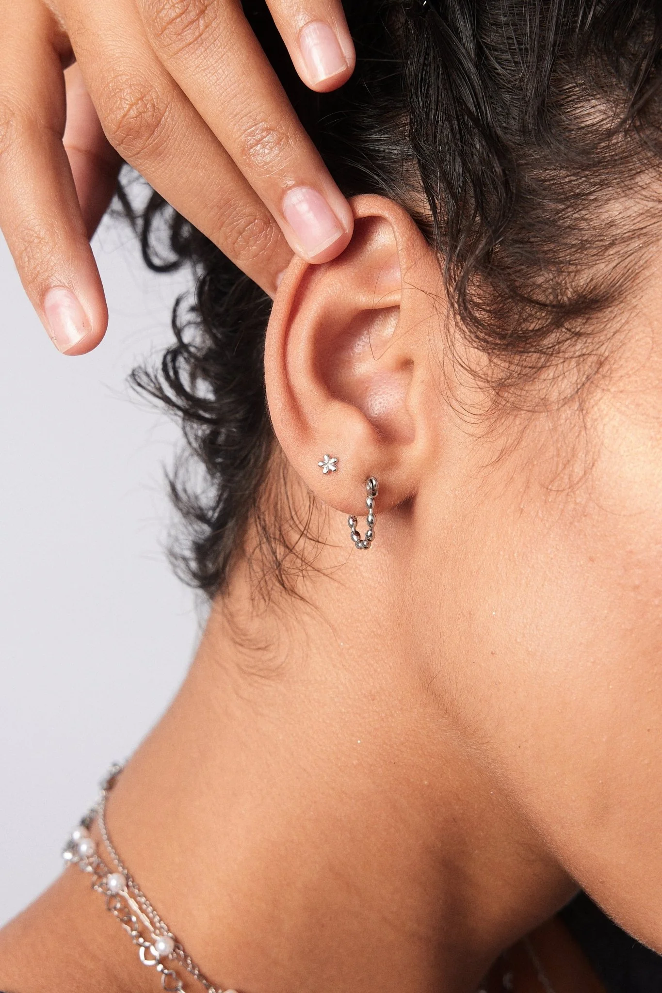Titanium Mini Floral Flat Back Stud (Single) - Image 2