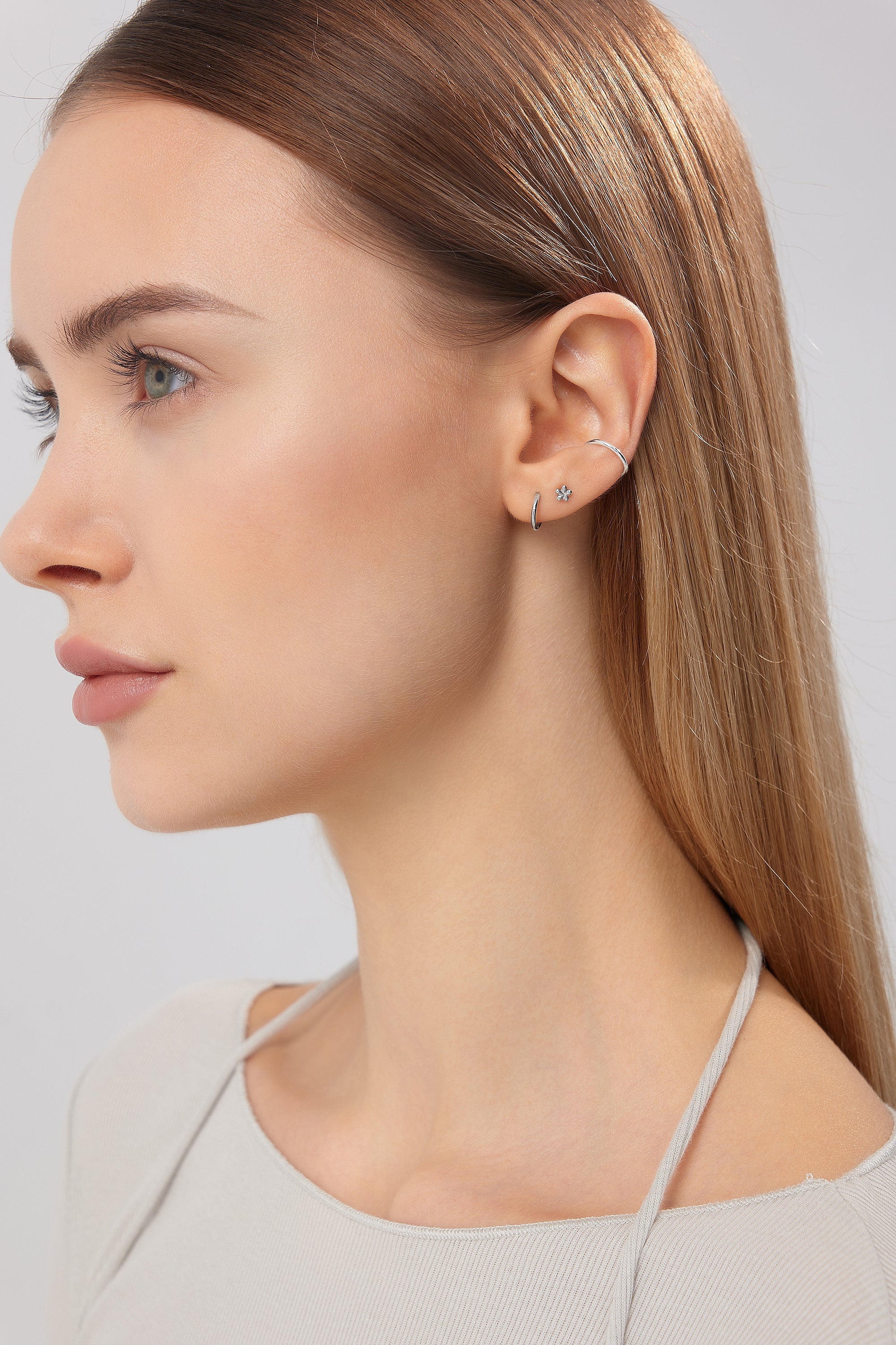 Titanium Mini Floral Flat Back Stud (Single) - Image 3
