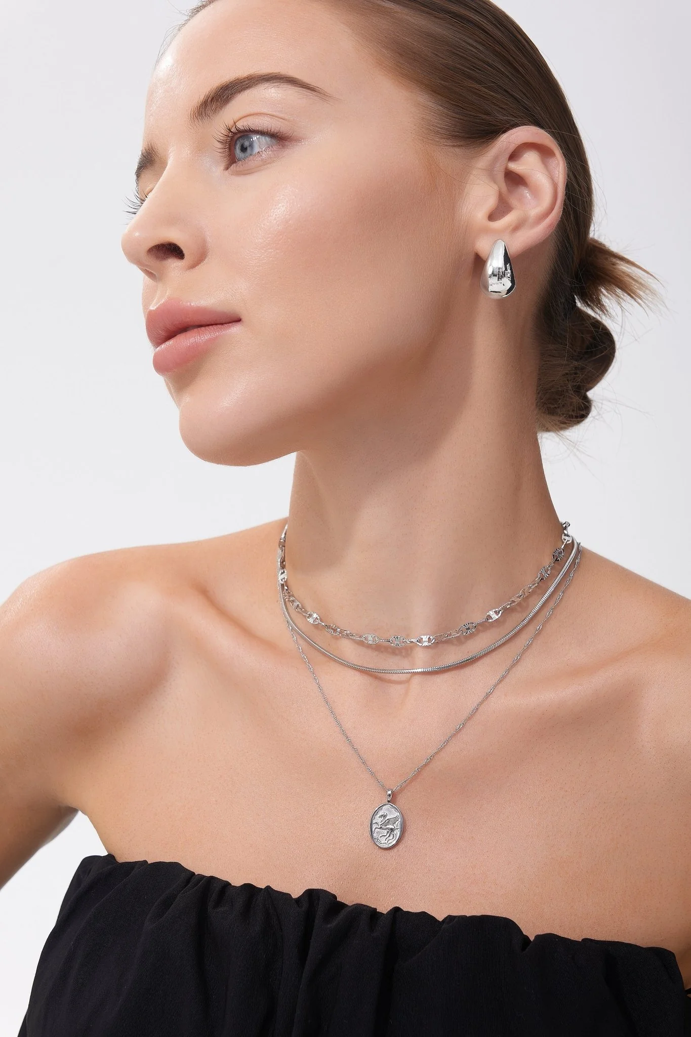 Zendaya Sunburst Necklace (Greek Inspired Collection) - Image 6